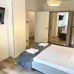 Appartement 10min From Center, 3 Bedroom With Balcony Trente