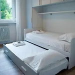 10min From Center, 3 Bedroom With Balcony Appartement *