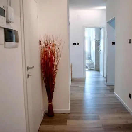 10min From Center, 3 Bedroom With Balcony Trente