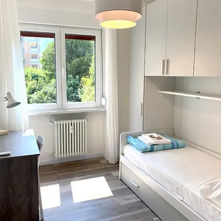 Appartement 10min From Center, 3 Bedroom With Balcony Trente