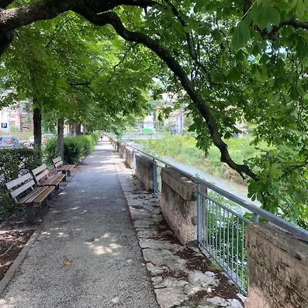 Appartement 10min From Center, 3 Bedroom With Balcony *