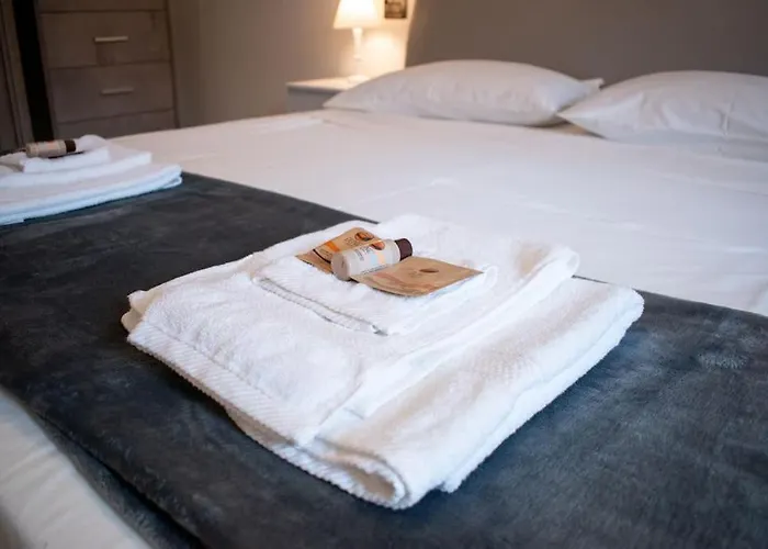 10min From Center, 3 Bedroom With Balcony