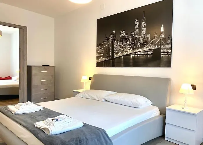 Apartament 10min From Center, 3 Bedroom With Balcony