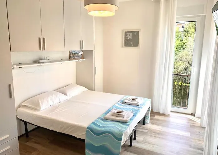 10min From Center, 3 Bedroom With Balcony * Trydent